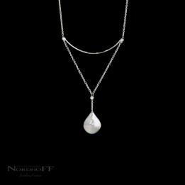 Tahitian Pearl and Diamond Necklace