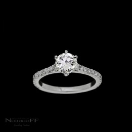 Vintage Diamond Solitaire